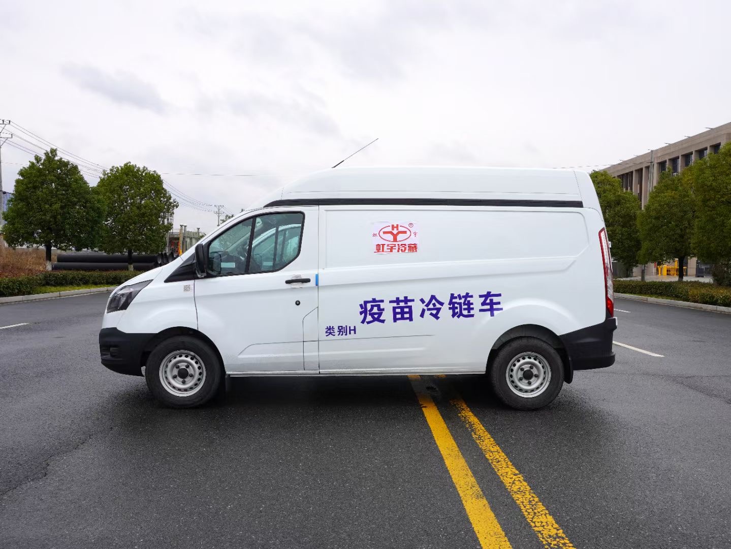 星空体育:一颗海南莲子背后的盒马供应链“野心”:首次异地复制盒马村48小时卖全国(图1)